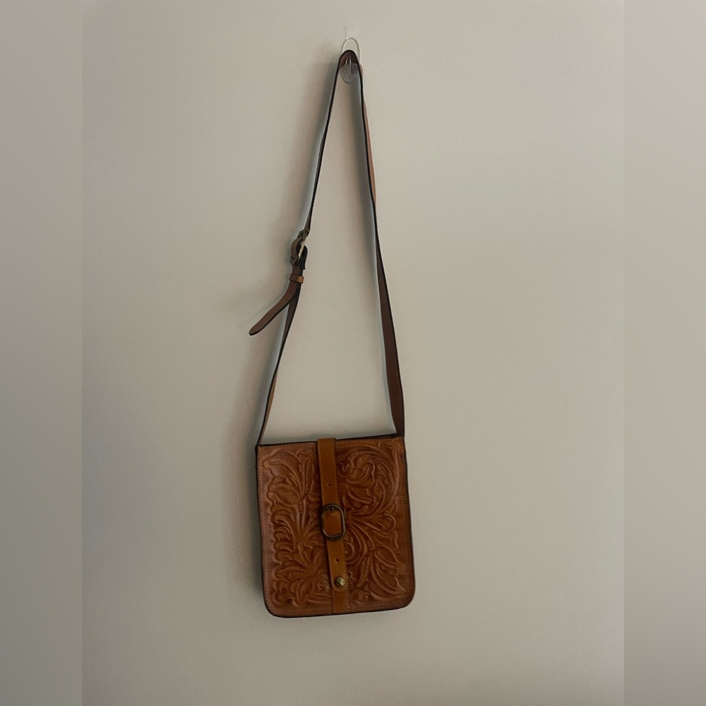 NWOT Patricia Nash Leather Crossbody